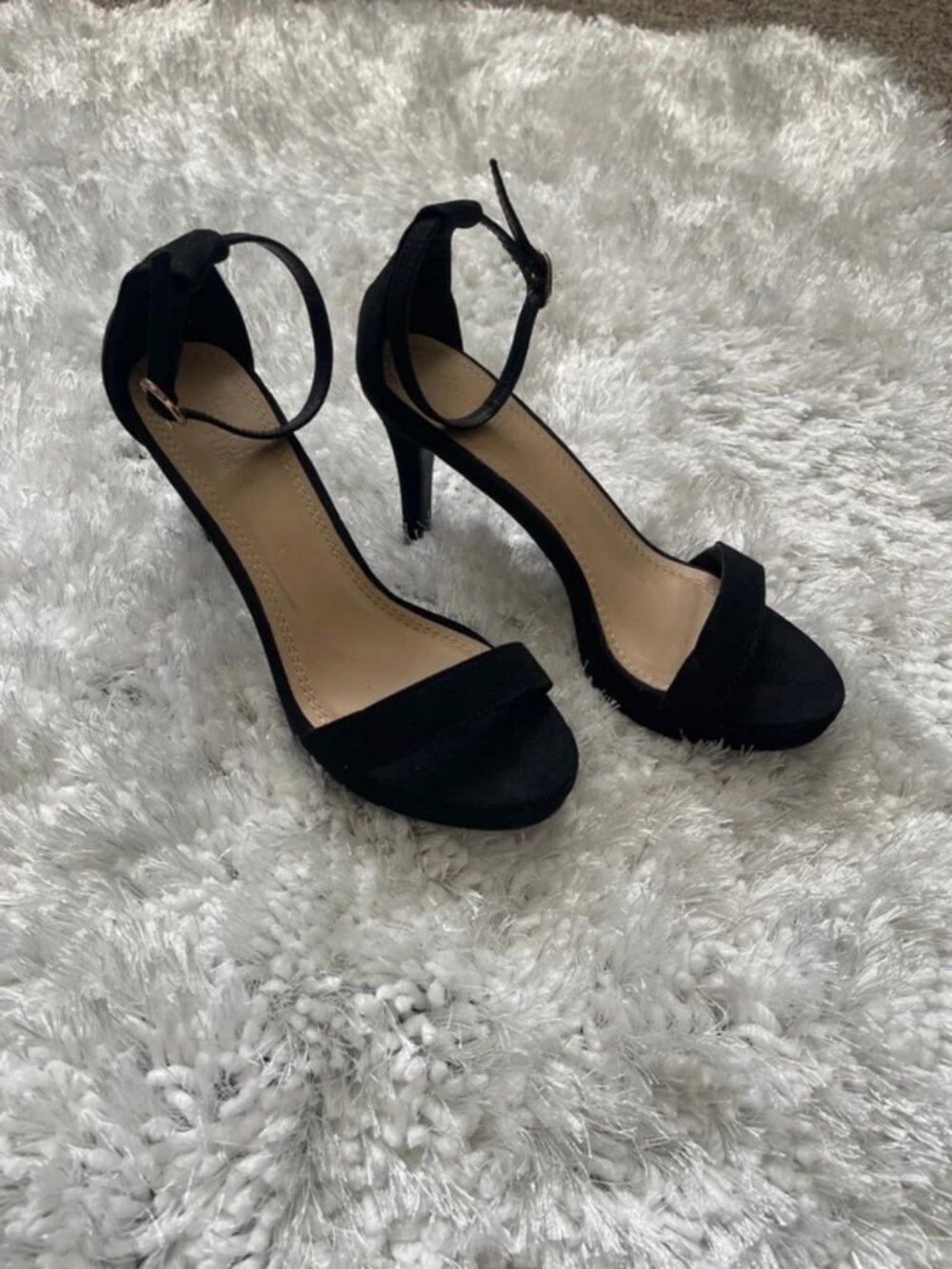 NWOT Black Heels